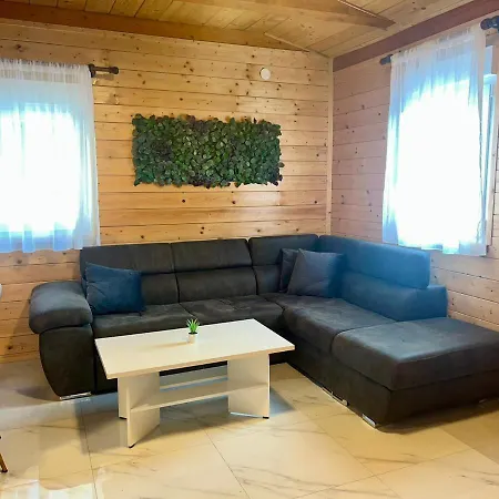 Semesterbostad Luca *